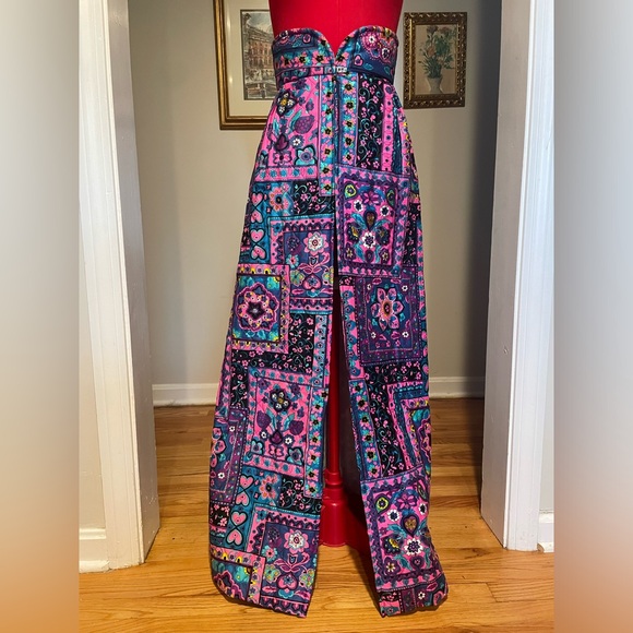 Stunning 70s/60s Vibrant Patchwork Quilted Maxi High Waisted Overskirt - Picture 2 of 16